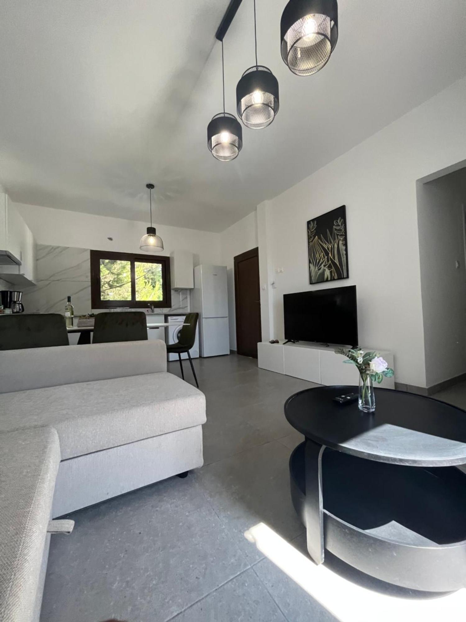Serenityone - Centrally Located One Bedroom Apartment Agia Napa