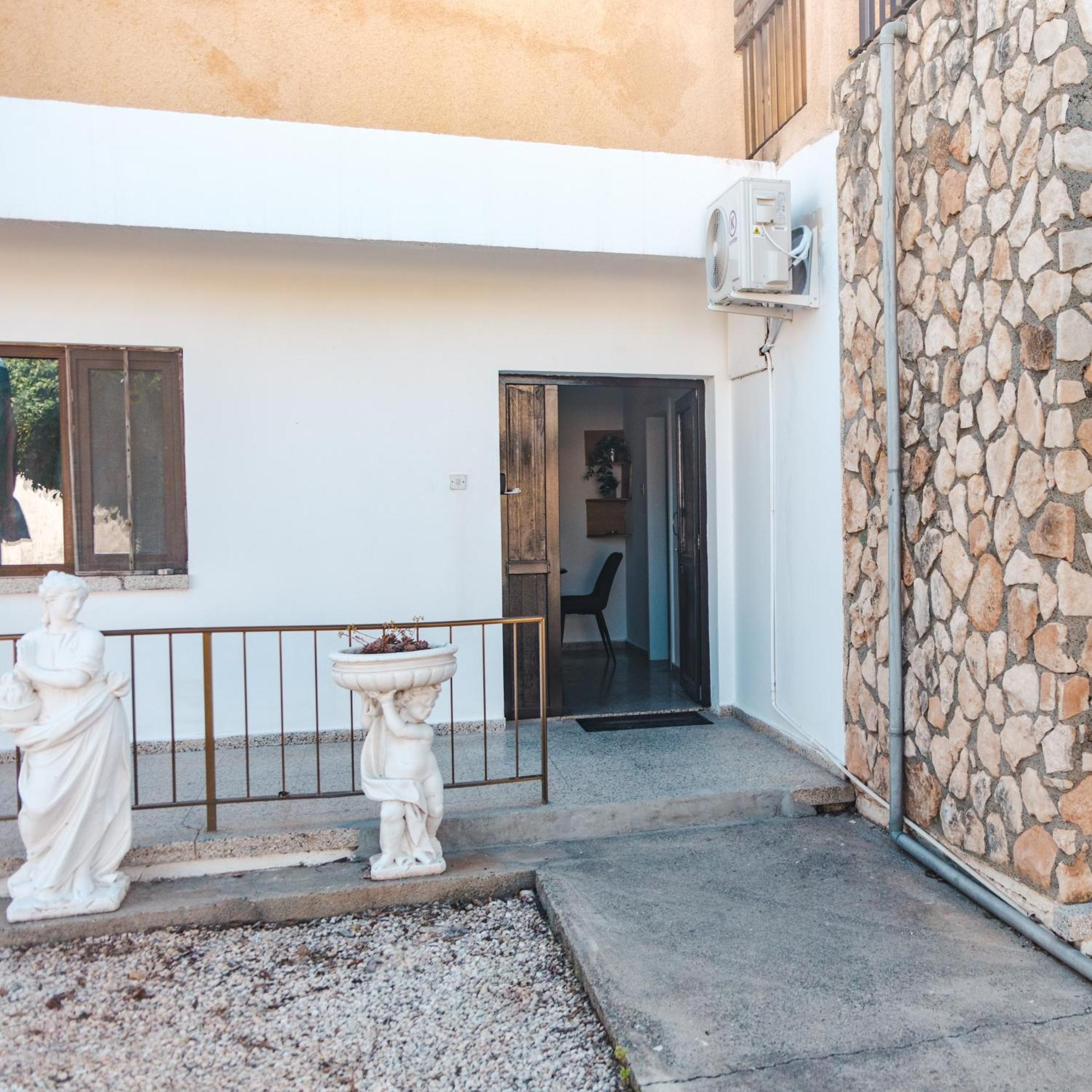 Serenityone - Centrally Located One Bedroom Apartment Agia Napa